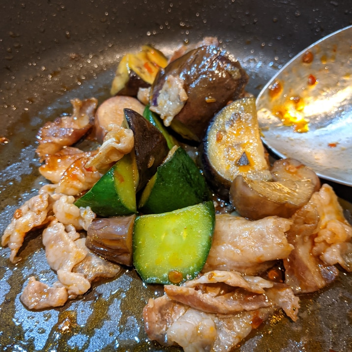 農家の人おすすめの 夏野菜と豚バラ肉の豆板醤炒め レシピ 作り方 By 管理栄養士ママ 楽天レシピ 農家の人おすすめの 夏野菜と豚バラ肉の豆板醤炒め レシピ 作り方 By 管理栄養士ママ 楽天レシピ